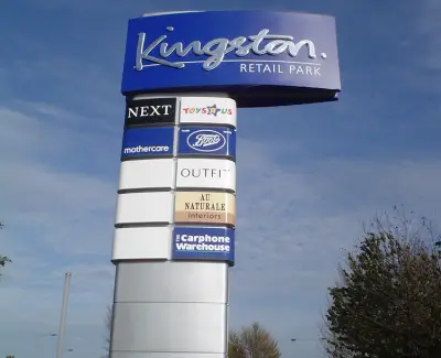 KINGSTONINSTALLED KINGSTONINSTALLED