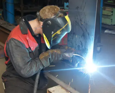 Welding--a-stringer-in-the-workshop